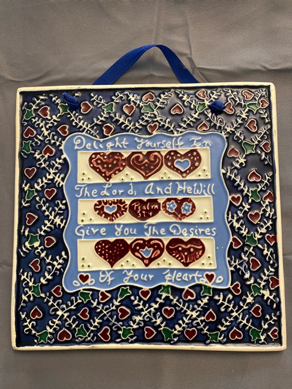 Decorative Ceramic Wall Plaque with Hearts and Psalm 37:4 Verse - Blue & Red